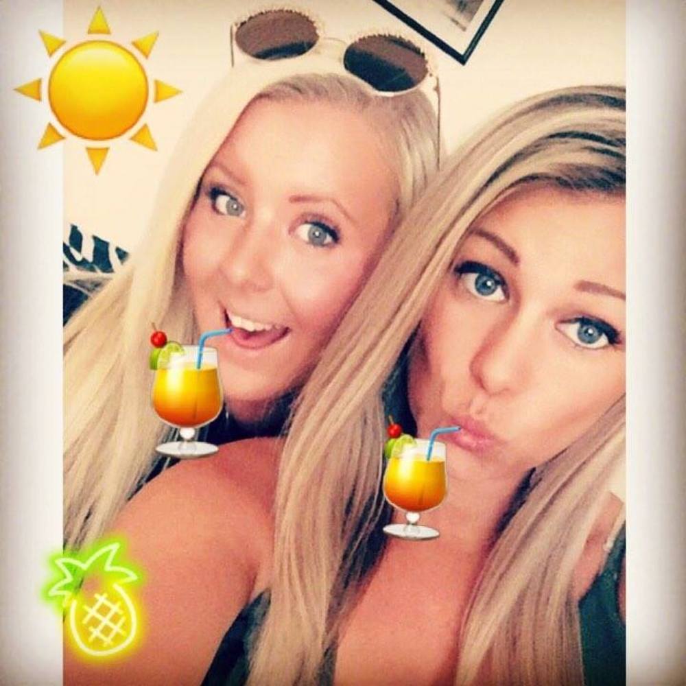 Meet your Posher, Cecilia