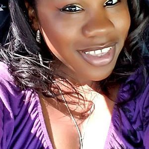 Meet your Posher, Connie