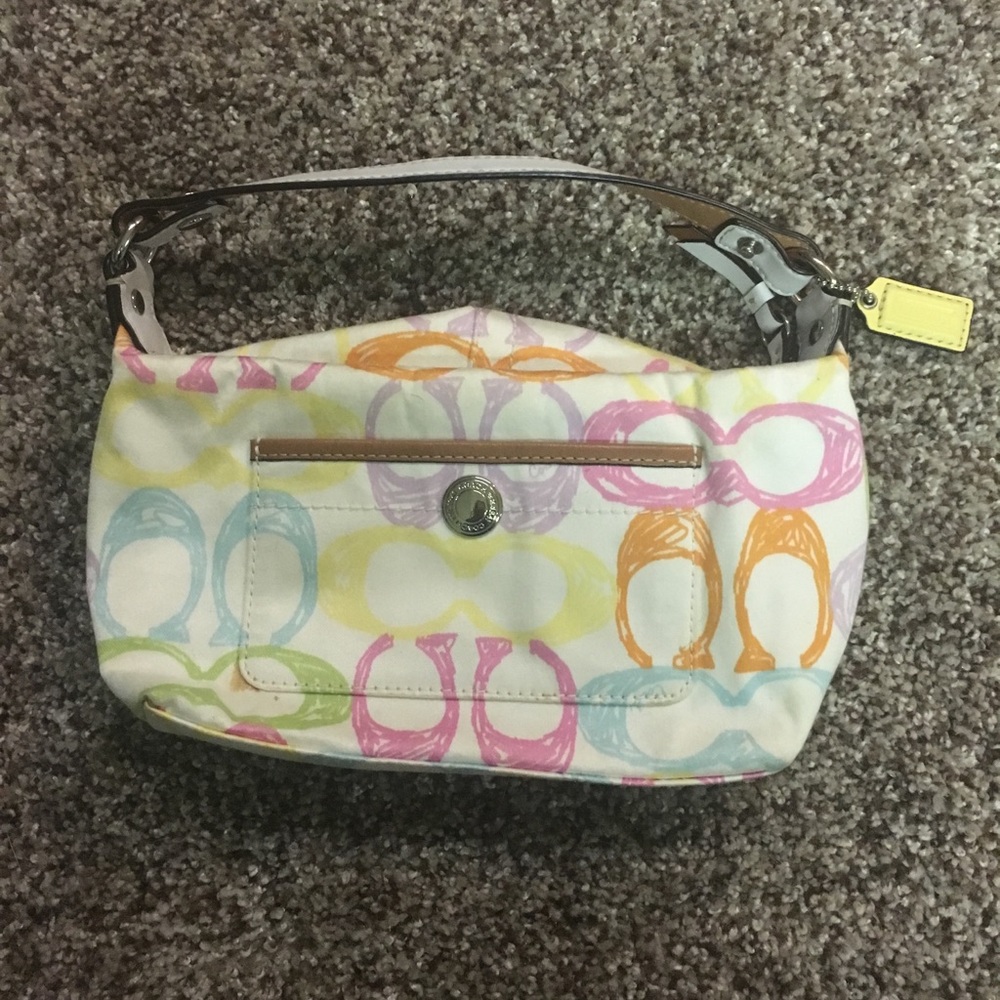 Coach scribble print