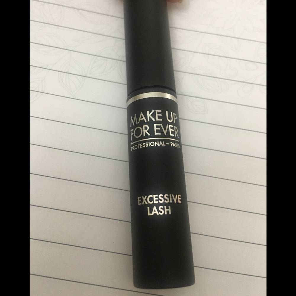 New Makeup Forever Excessive Lash Mascara mini