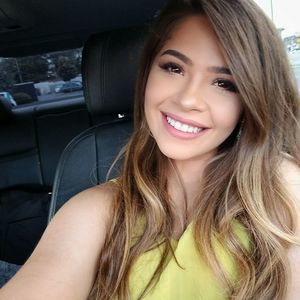 Meet your Posher, Nicole