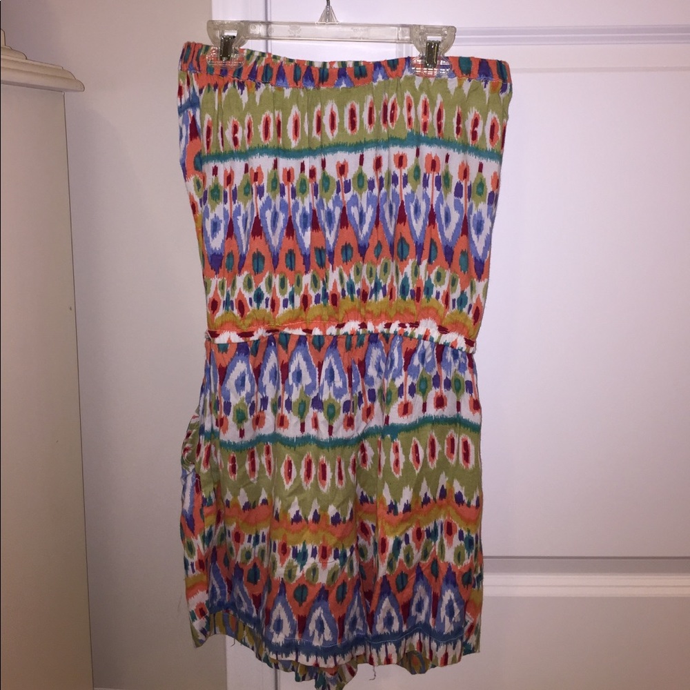 Light Patterned Romper - Picture 2 of 2