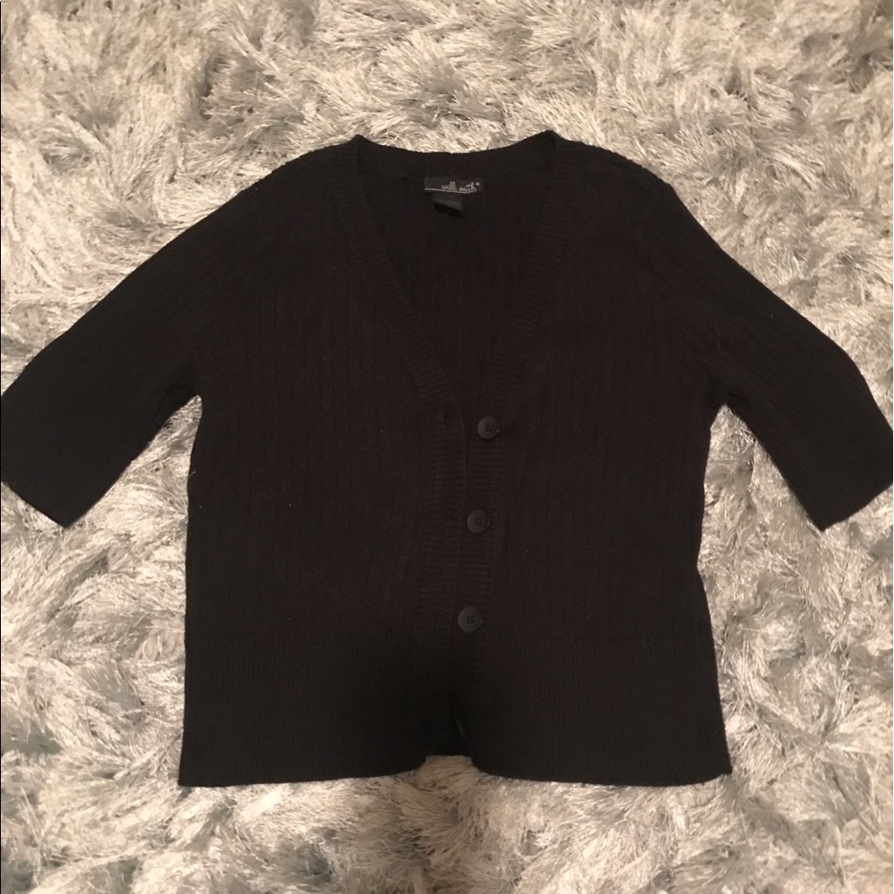 Button up, three quarter length sweater top!