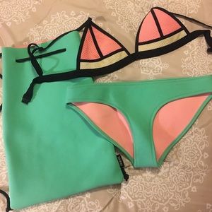 Triangl Bikini