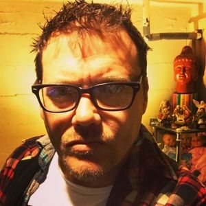 Meet your Posher, Adam