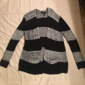 Forever 21 black and grey woven cardigan