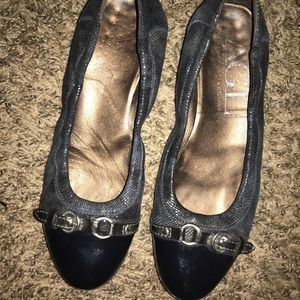 Navy blue attilio giusti leombruni flats