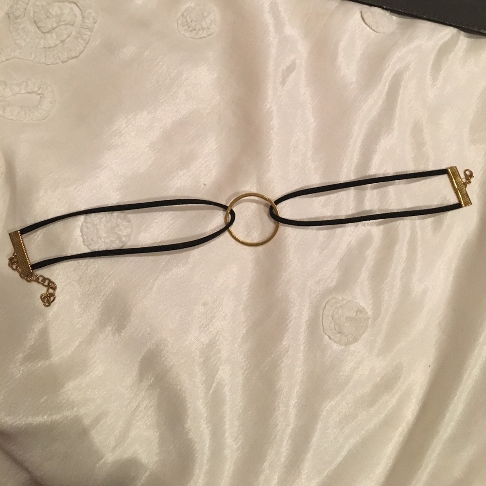 Gold Circle choker