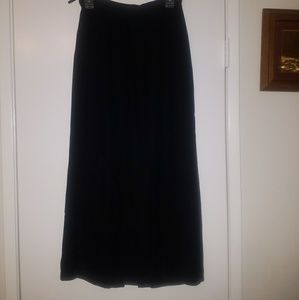 Black Maxi-Skirt