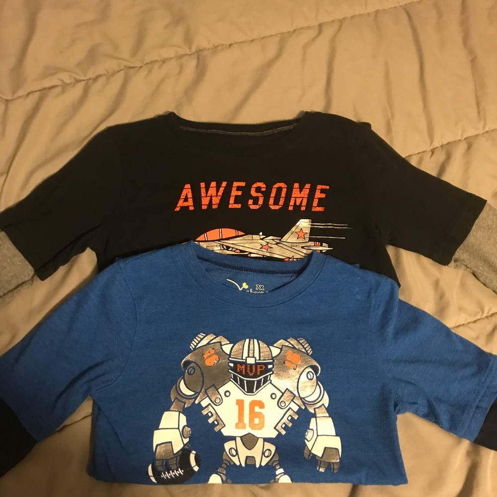 2 Long sleeve shirts