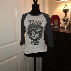 Obey Tee✨