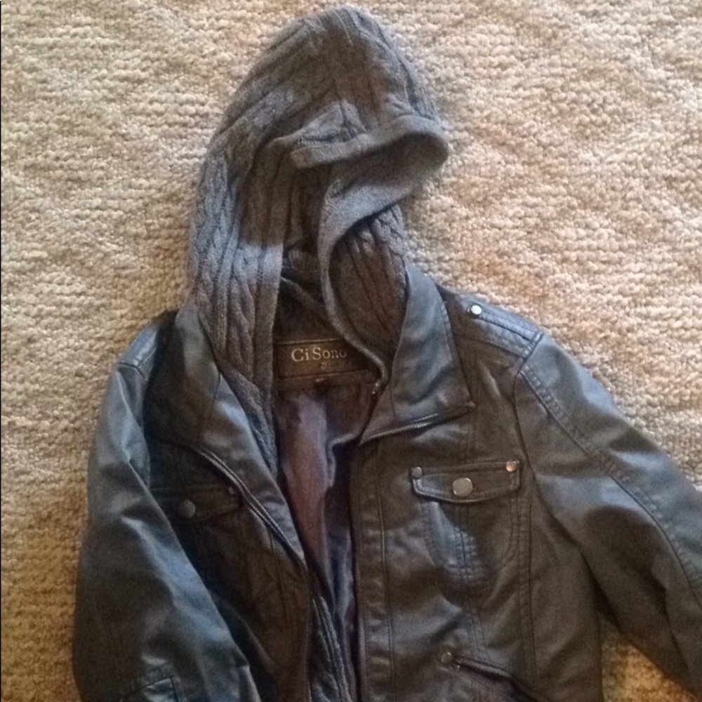 Leather jacket - Picture 3 of 3