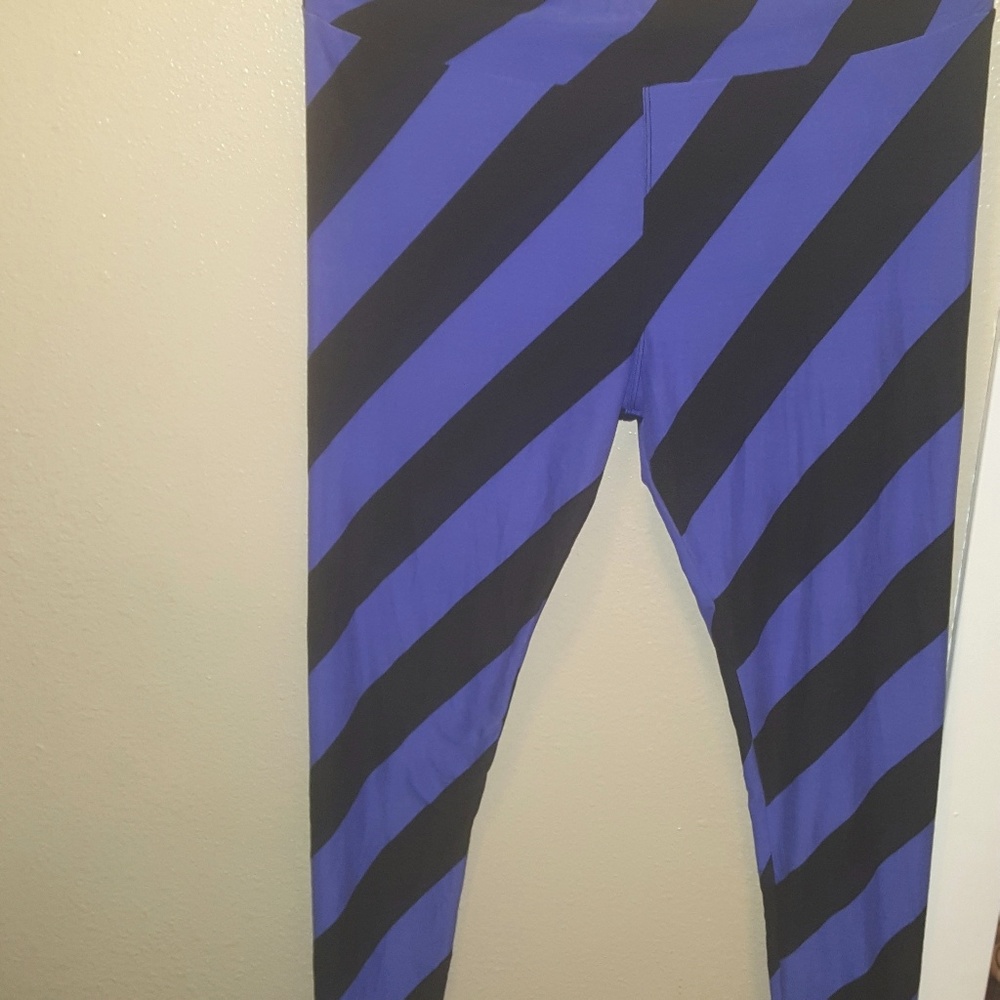 💛❤💜💚💙LULAROE LEGGINGS