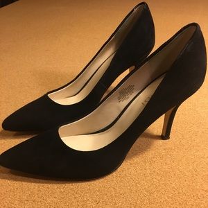 Nine West-black pumps-size 6.5