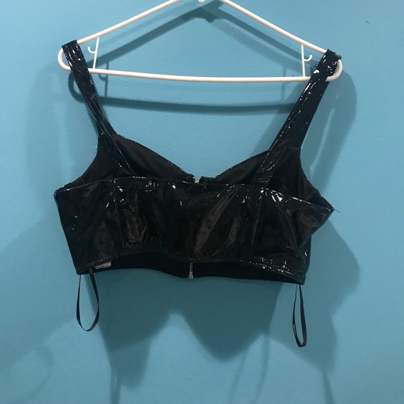 Forever 21 Pleather ZIP Up Bra - Picture 2 of 2