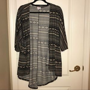 Lularoe Lindsay Kimono NWT