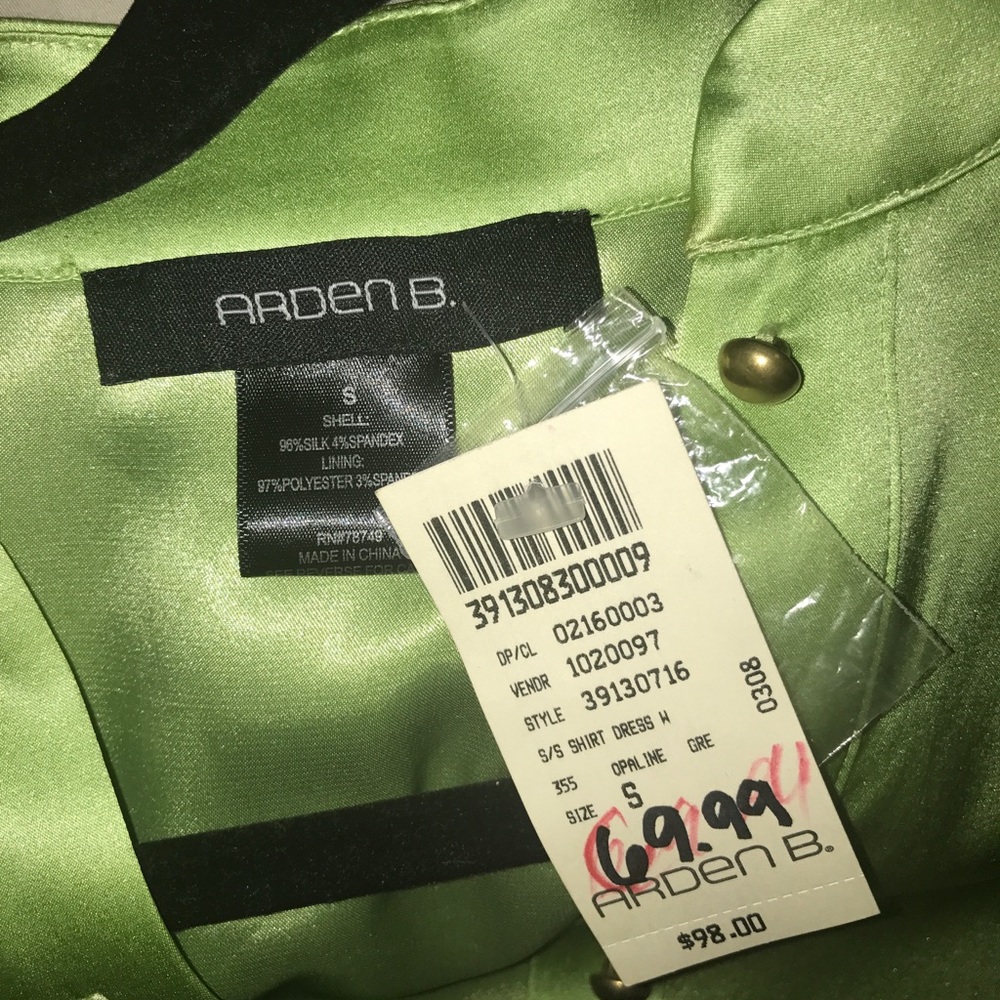 Arden B silk lime green dress. NWT. Size small.