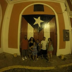 Meet your Posher, Raymond