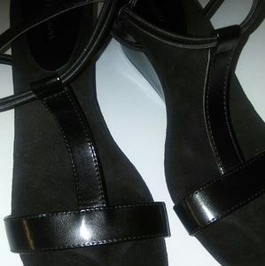 Black open toe wedge shoes