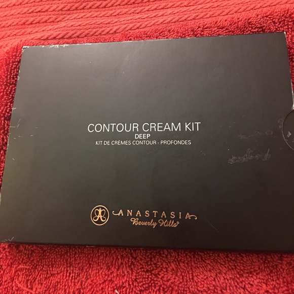 Anastasia Beverly Hills Contour Cream Kit - Picture 1 of 6