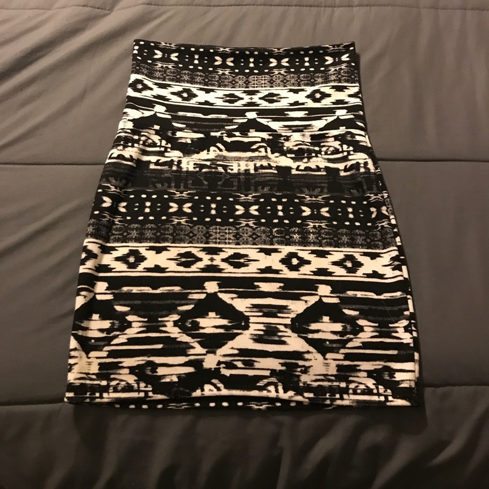 Tribal Print Mini Skirt