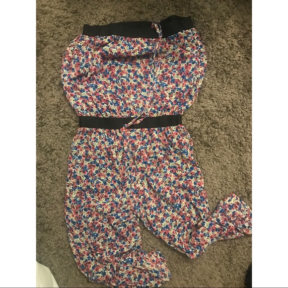 Cute floral baggy jumpsuit - Picture 4 of 4