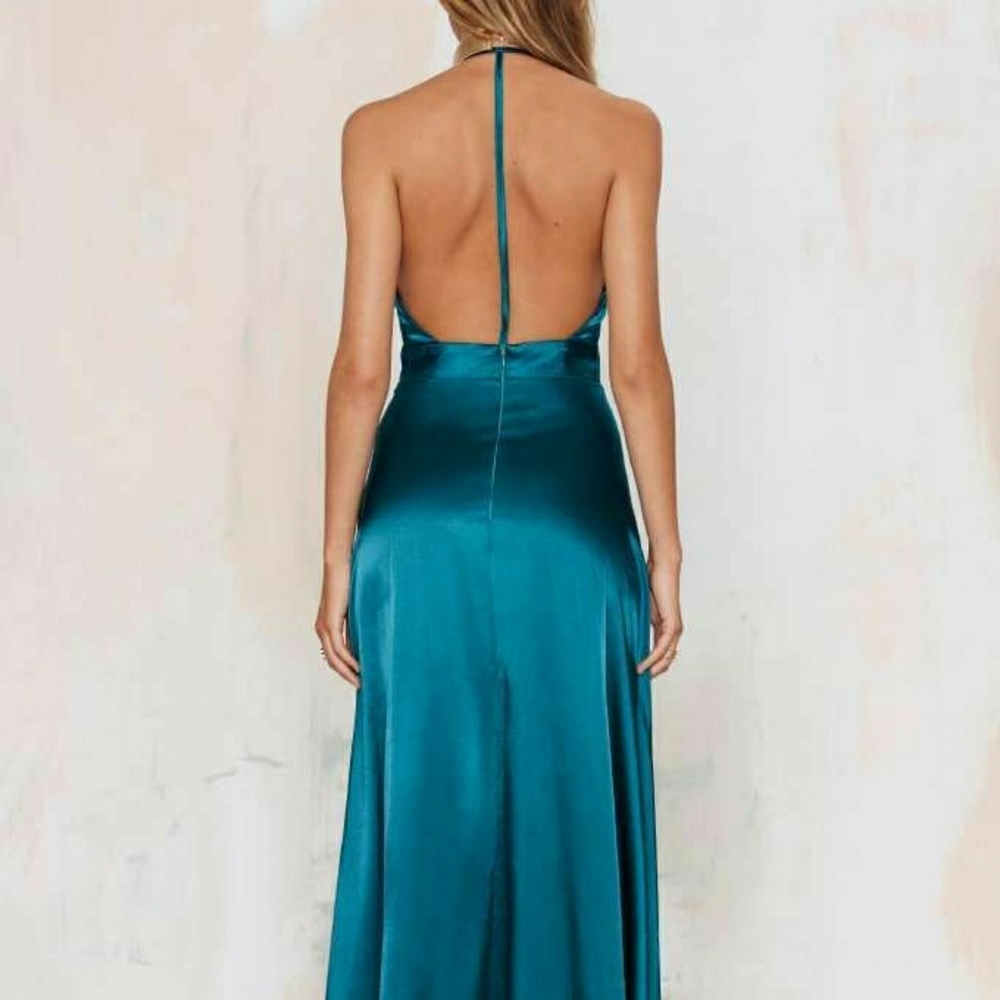 NWT Teal Twin Sisters silk gown!! MUST BUY!!