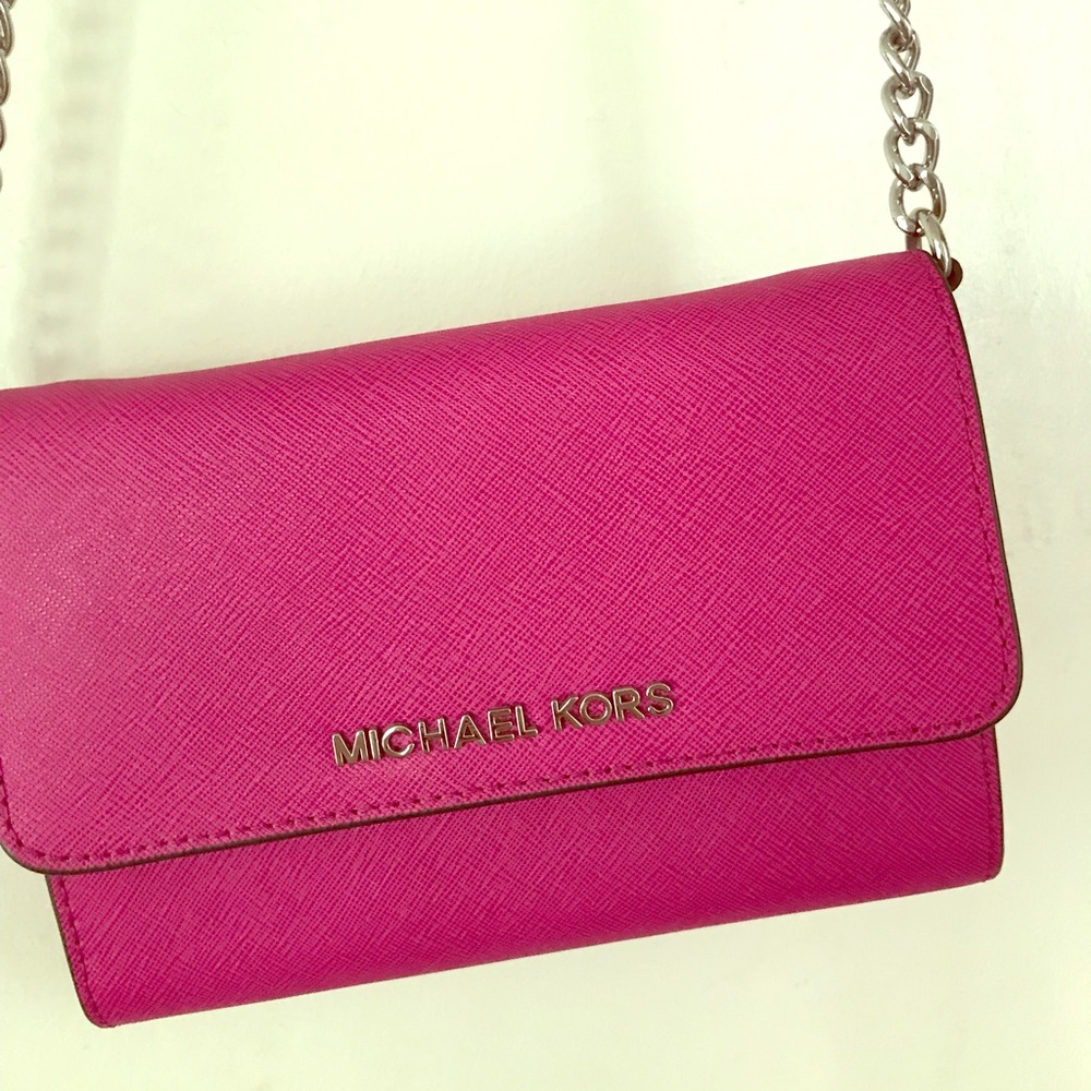 Michael Kors jetset crossbody bag (sold out)