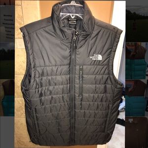 Men’s The North Face vest