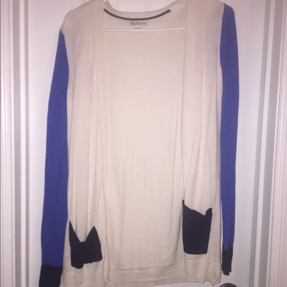 Super cute cardigan!