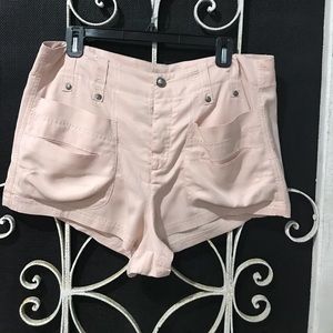 Free People sz 12 pale pink shorts