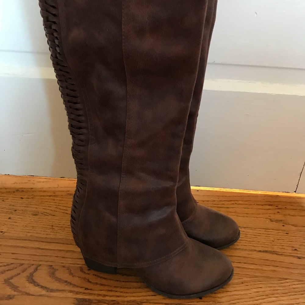 Fergalicious women’s tall boots