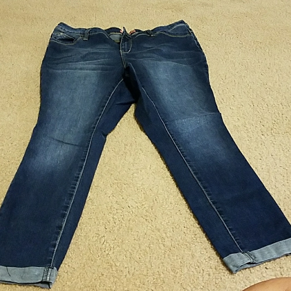 Ymi capris size 16 jean