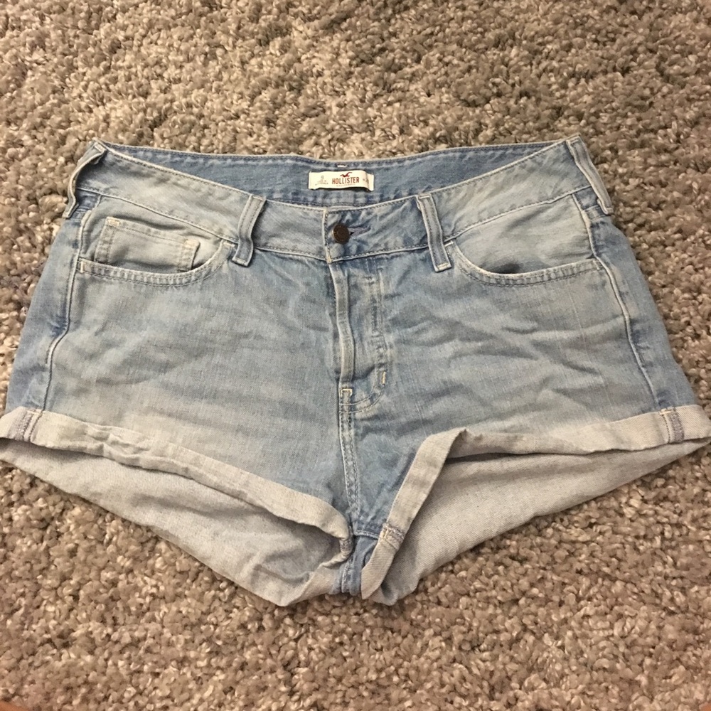 Hollister jean shorts