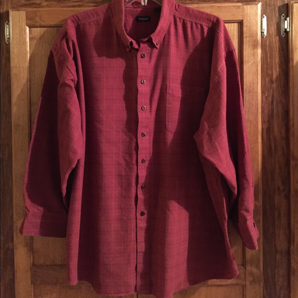 Men's VanHeusen Shirt