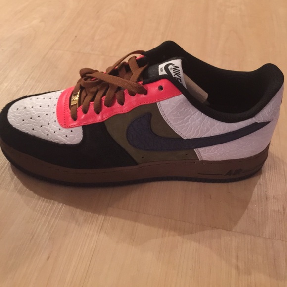 Custom Nike iD Air Force 1 - Picture 3 of 3