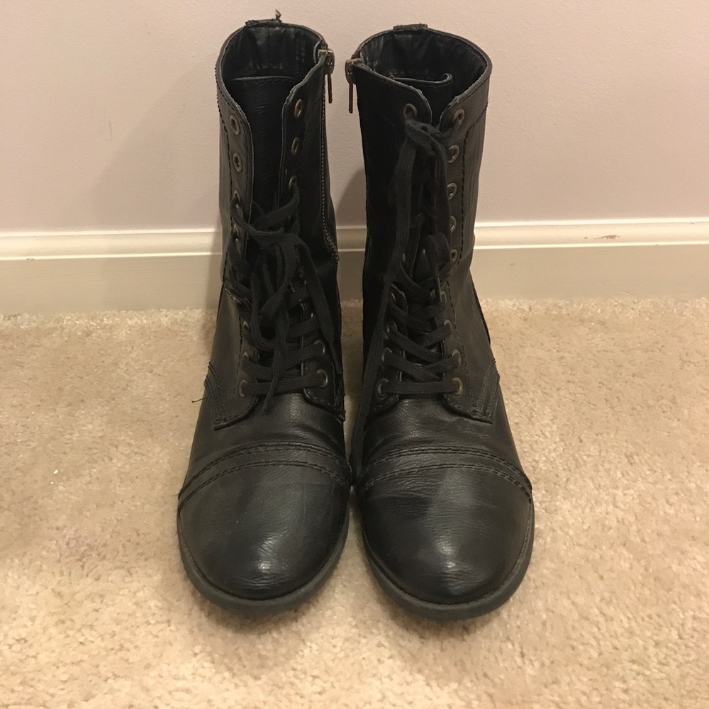 Women’s combat boots