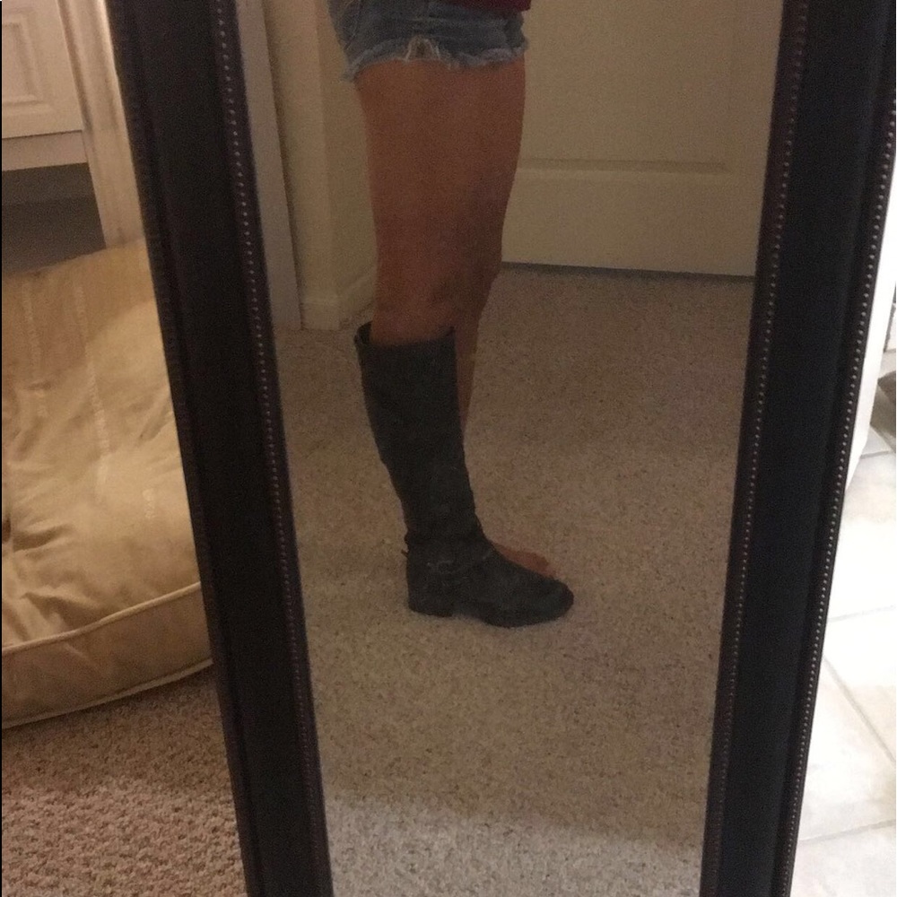 Riding boots