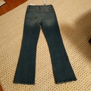 Frame Denim Jeans - Frame "Le Crop Mini Boot" sz 27 jeans Frame Denim Jeans - Frame "Le Crop Mini Boot" sz 27 jeans