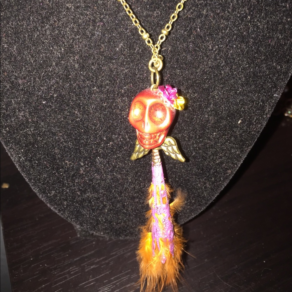 Unique skull necklace - Picture 2 of 6