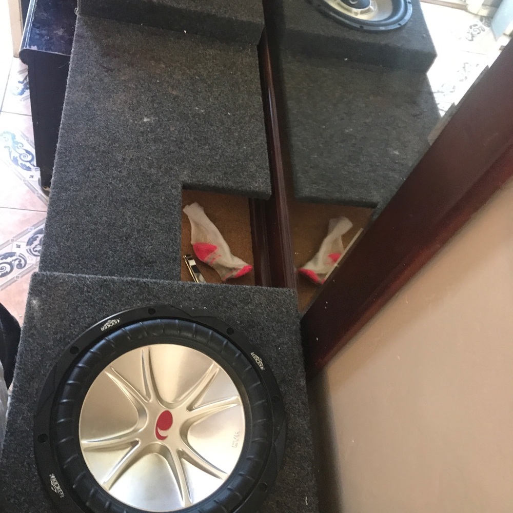 2 10” subs in Truck Box - Picture 3 of 5