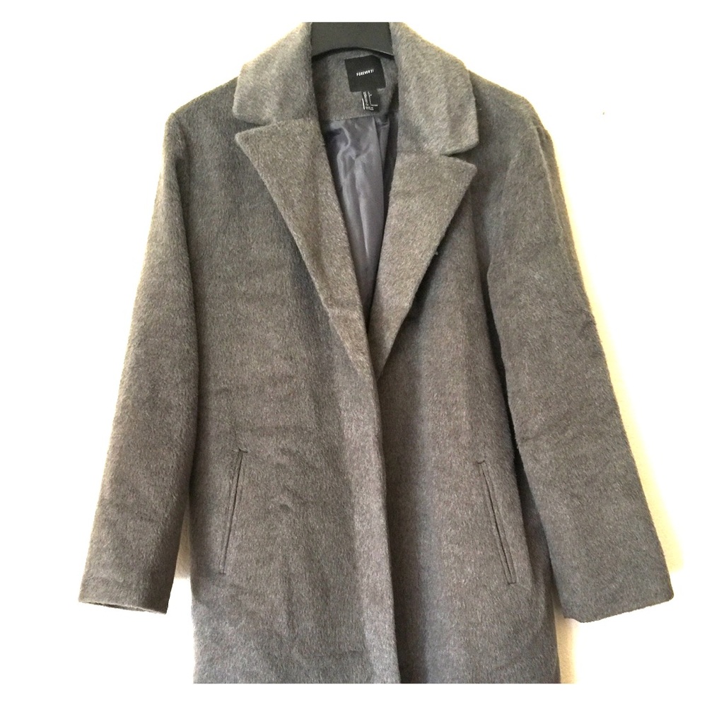 {Winter} Long, Grey, Furry Trenchcoat 🌹