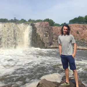 Meet your Posher, Grant