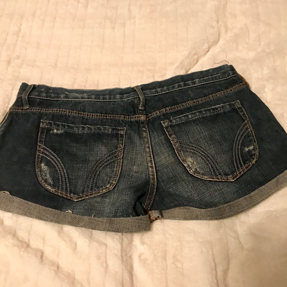 🚫SOLD🚫Hollister Distressed Denim Shorts