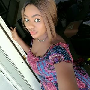 Meet your Posher, Angie