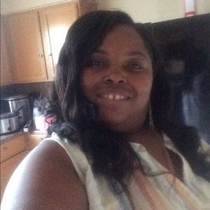 Meet your Posher, Romaine