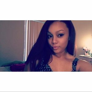 Meet your Posher, Taryn