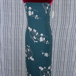 Adrianna Papell Evening Gown