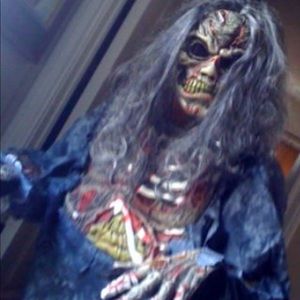 Mens Zombie Costume!