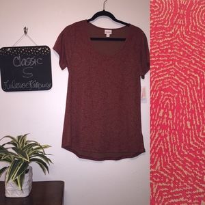 LuLaRoe Classic Tee S. Dark red, maroon, tan